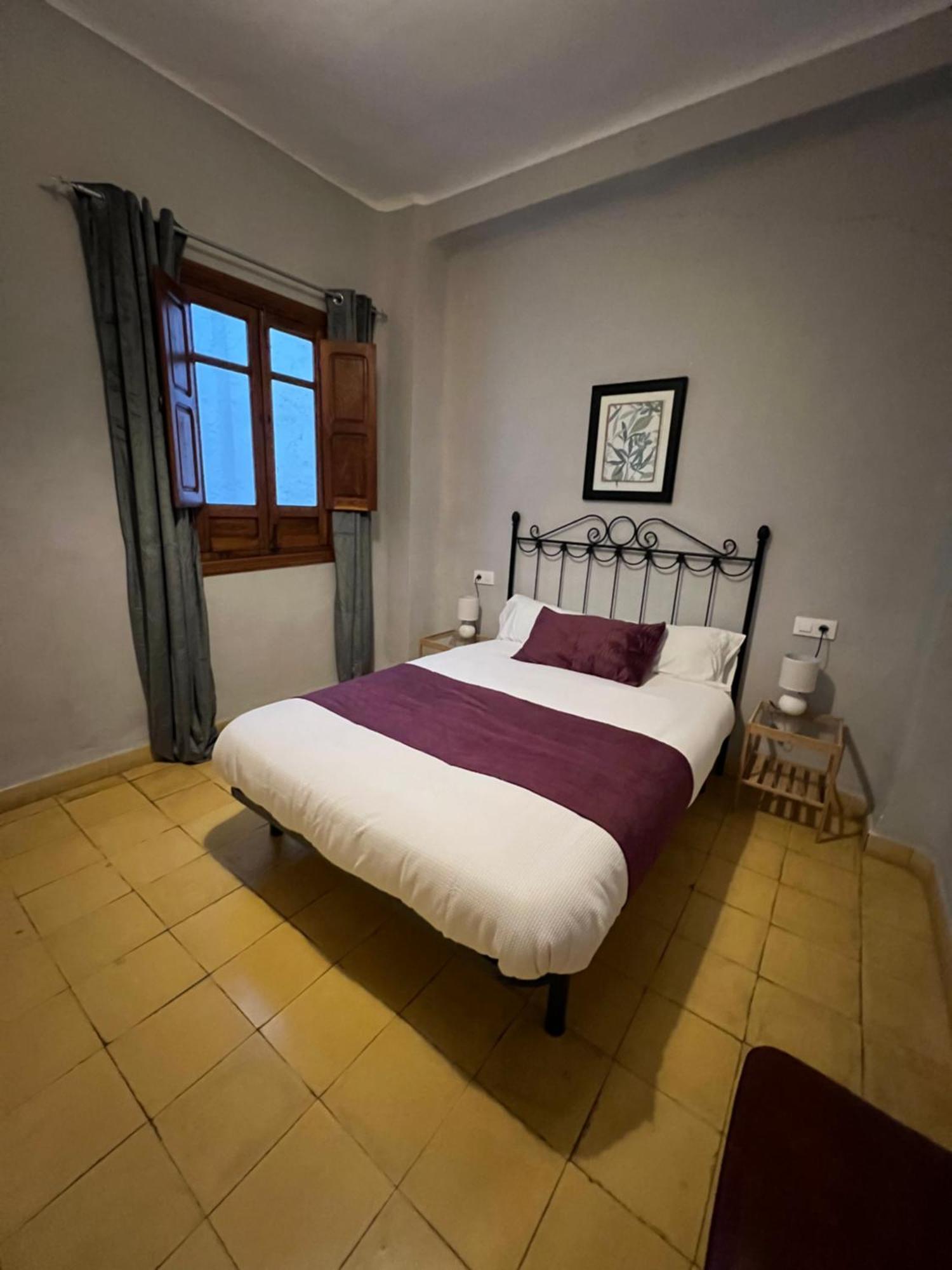 Almendra A Vitalba Apartments 란야론 외부 사진